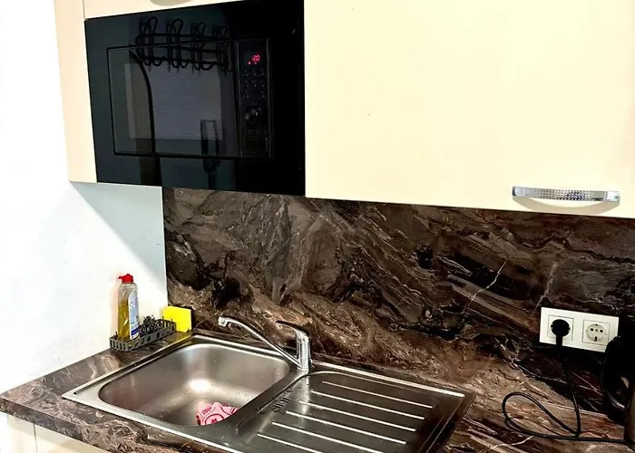 Cozy 2br In Floridsdorf Area 公寓