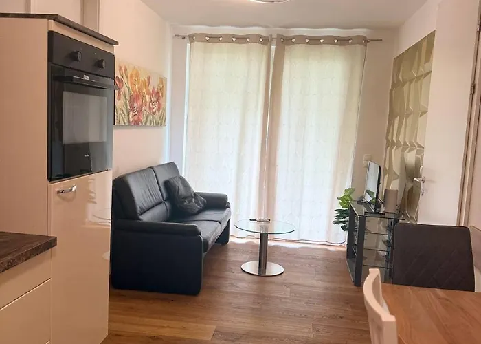 Cozy 2br In Floridsdorf Area 公寓 *